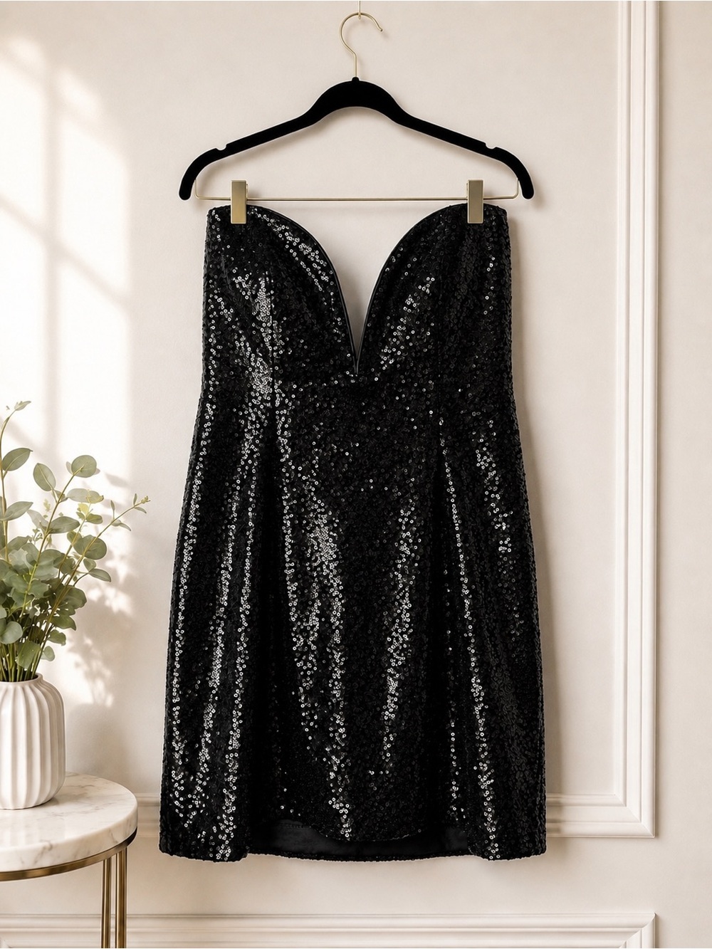 NWT! Nasty Gal Black Sequin Strapless Mini Dress โ Size Small